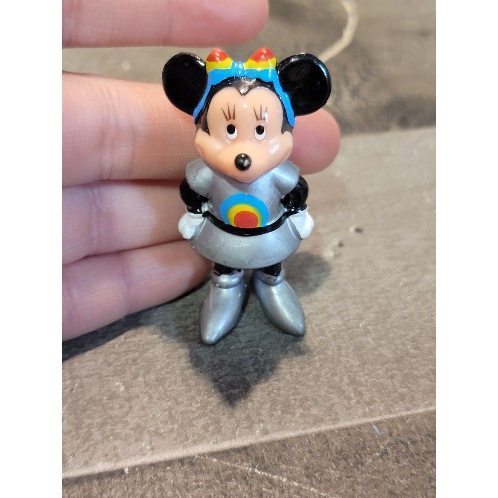 Disney Minnie mouse astronaut silver toy figure